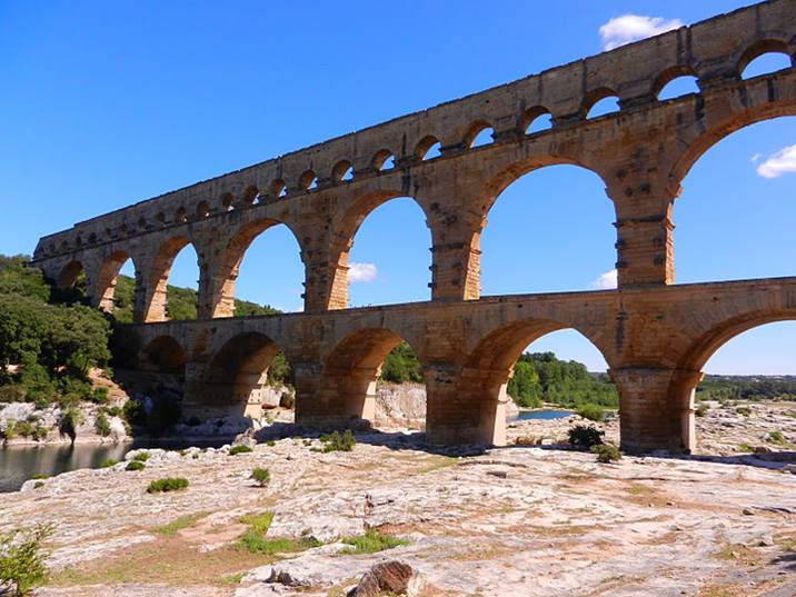 Pont Du Gard Roman Aqueduct Bridge Languedoc